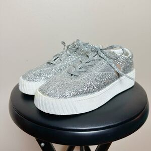 CLEARANCE! Silver Glitter Tretorn Platform Shoes Girls Size 4 VGUC